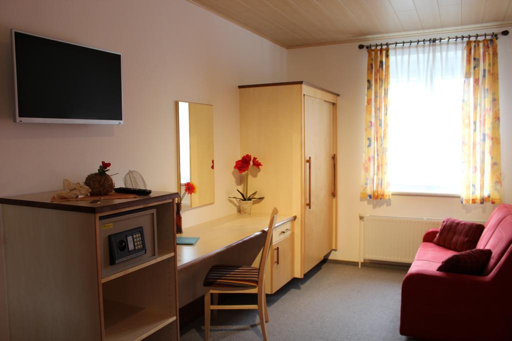 Gaestehaus Karassowitsch Rust Oda fotoğraf